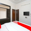 Отель OYO 14988 Regal Stays, фото 16
