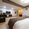 Отель Gochang Hotel Moyangseong, фото 34