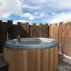 Отель Trevelyn Lodge - Luxury Lodge Hot Tub Close to Beach, фото 12