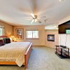 Отель New Listing! Spacious Lake W/ 2 Fireplaces 4 Bedroom Home, фото 6