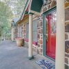 Отель Quaint Jefferson Duplex: Walk to Downtown, фото 13