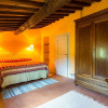 Отель Vacation Home in Chianti With Pool, фото 2
