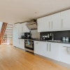Отель Platform Avenues 5 Bed House, фото 15