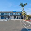 Отель Motel 6 Tulare, CA в Туларе