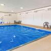 Отель Quality Inn & Suites, фото 12