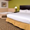 Отель Holiday Inn Express Hotel & Suites Sherman Highway 75, an IHG Hotel, фото 7