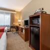 Отель Comfort Suites Fort Collins Near University, фото 4