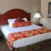 Отель Rodeway Inn & Suites, фото 26