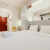 Отель Studio Full Furnished With Comfort Design At Sky House Bsd Apartment, фото 3