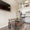 Отель Downtown Denver Loft Style 2BR Apartment, фото 12
