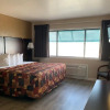 Отель Rodeway Inn & Suites, фото 3