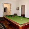 Отель Unique Spacious Classic 3bedroom Midtown Apartment ! FREE parking ! BILLIARD room !, фото 17