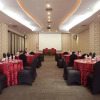 Отель Grand Edge Hotel Semarang, фото 15