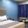 Отель Americas Best Value Inn & Suites Houston NE, фото 12