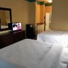 Отель Deluxe 6 Inn & Suites, фото 44