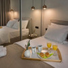 Отель Nikis Suites Syntagma - Plaka 1 By Ghh, фото 1