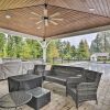 Отель Charming Milwaukie Getaway w/ Pool, Hot Tub!, фото 12