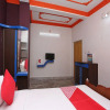 Отель OYO 15261 Unik Beach Hotel, фото 13