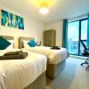 Отель Stevenage - 2 Bedroom Apartment, Free Wifi & Balcony Upto 5 guests, фото 2