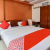 Отель OYO Flagship 24040 Hotel Grand Decor, фото 1