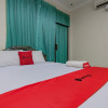 Отель RedDoorz near Tegalega Bandung, фото 11