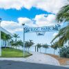 Отель Madeira Beach Yacht Club 323E - Two Bedroom Condo в Мадейра-Биче