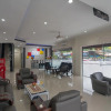 Отель RedDoorz near RSUD Embung Fatimah Batam, фото 13