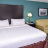 Отель Holiday Inn Express & Suites North Lima, an IHG Hotel, фото 22