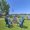 Отель Lakefront Granbury Home, Boat Dock On-site!, фото 15