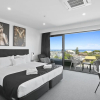 Отель Ocean Grove Chalet, фото 21