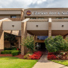 Отель Quality Inn & Suites Downtown - University Area, фото 1