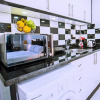 Отель Rare 2BD Marina Hotspot With Pool, Fast Free WIFI & Balcony - 2 Kitchens & 2 Bathrooms - Western Sta, фото 4