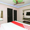 Отель OYO 22566 Red Velvet Inn, фото 24