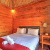 Отель Raja Bungalow by WizZeLa, фото 9