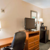 Отель Econo Lodge Raleigh near Walnut Creek Amphitheatre, фото 3