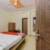Отель OYO 16642 Flagship Hotel Mahadev, фото 4