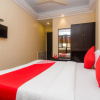 Отель OYO 11672 Hotel Shubham, фото 11