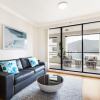 Отель Surry Hills 1012 Elizabeth Apartment в Серри-Хиллсе