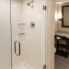 Отель Comfort Inn & Suites, фото 8