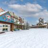 Отель Coyote Creek - Large Ski In/Ski Out Chalet with Amazing Views & Private Hot Tub, фото 26