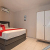 Отель RedDoorz Plus Near Marina City Waterfront Batam, фото 4