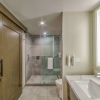 Отель Embassy Suites Resort Virginia Beach Oceanfront, фото 4
