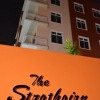 Отель The Strathrain Отель The Strathrain в Кингстоне