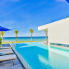 Отель Stunning Beachfront 6br Villa W Largest Pool, фото 14