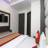 Отель OYO 11593 Hotel Aman Guest House, фото 13