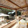 Отель House With 2 Bedrooms in Punta Braccetto, With Furnished Terrace - 500, фото 5