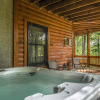 Отель Cozy Cabin 4 Bedroom House, фото 12
