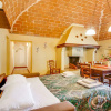 Отель Farmhouse in Montescudaio with Shared Pool near Sea & Park, фото 3