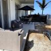 Отель 2 Bed Apt Mountains And Costal Views with Pool, фото 11