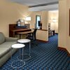 Отель Fairfield Inn & Suites Emporia I-95, фото 1